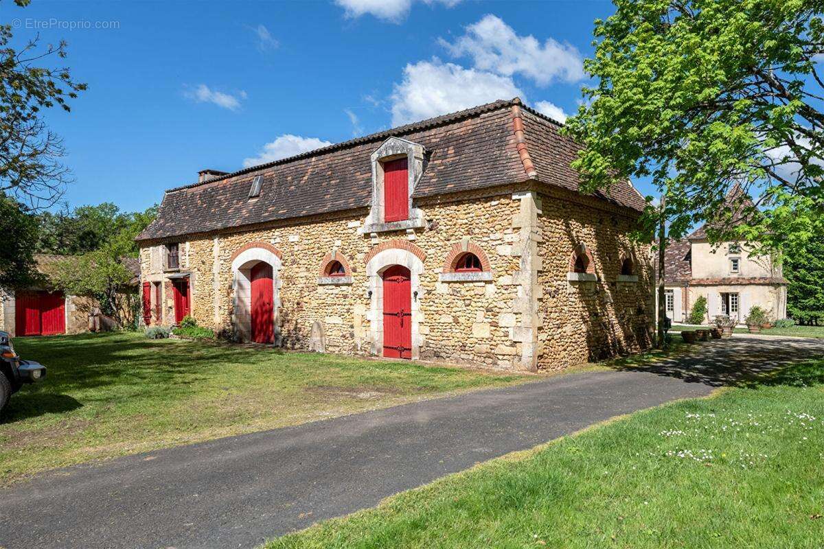Maison à SAINTE-ALVERE