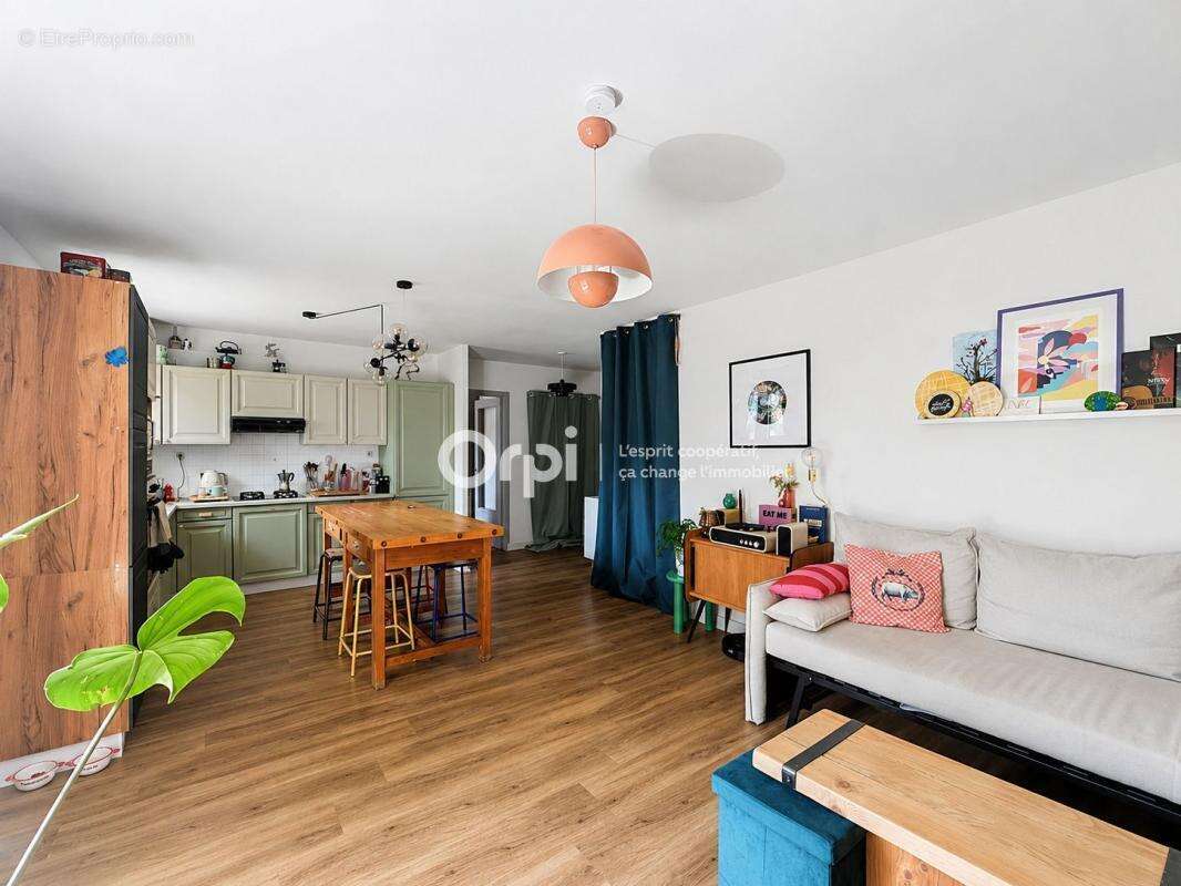 Appartement à GRIGNON