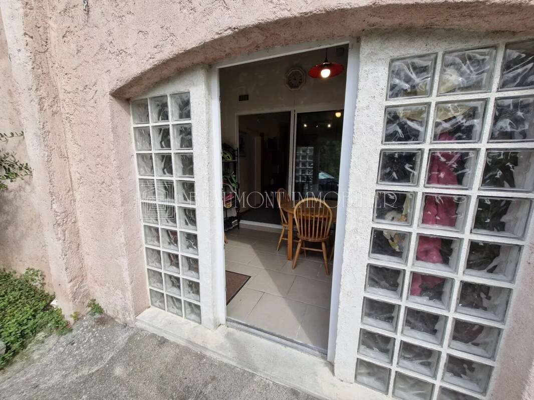 Maison à LEVENS