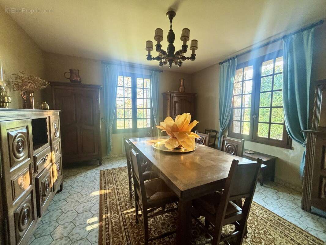 Maison à SAINT-QUENTIN-DU-DROPT