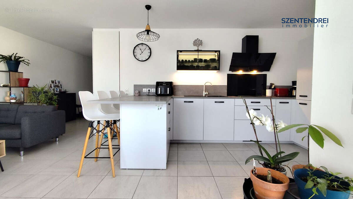 Saint Aunès - appartement T4 - ROOFTOP - Szentendrei Immobilier - Appartement à SAINT-AUNES