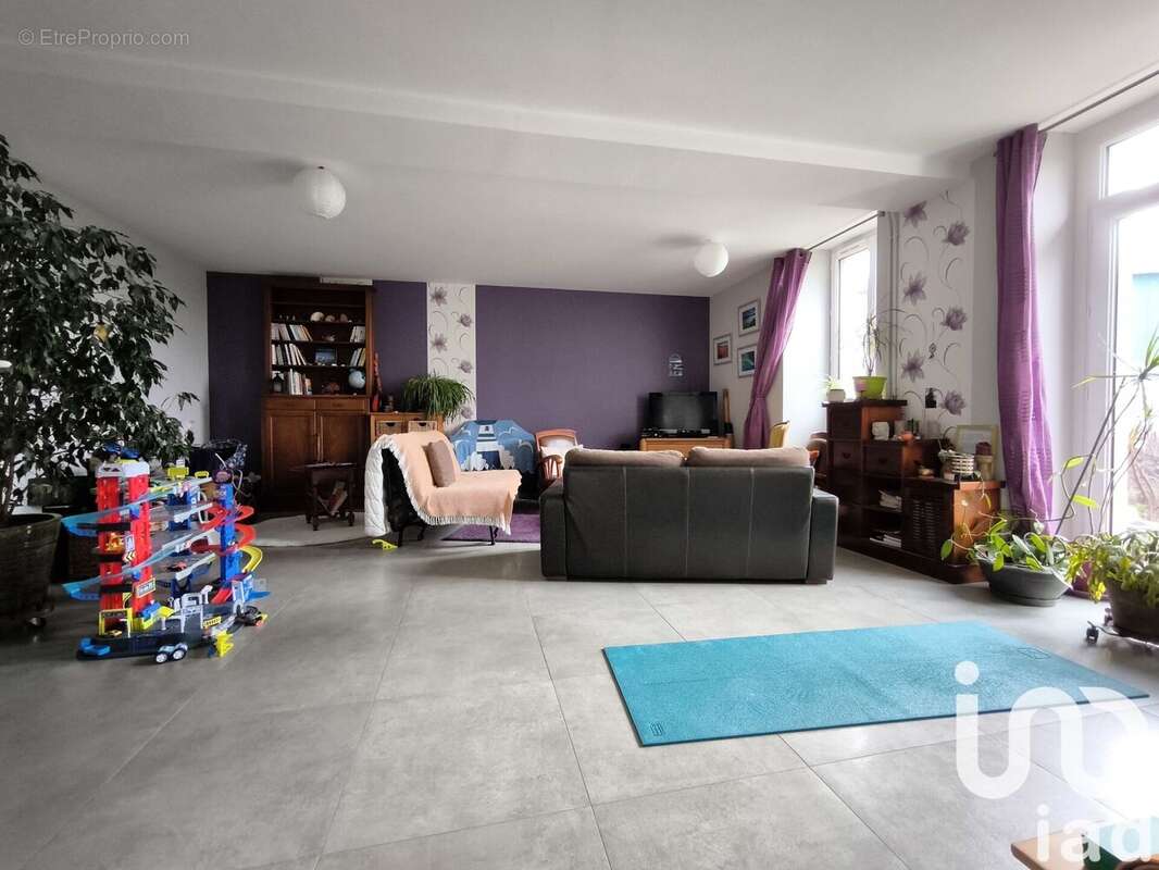 Photo 4 - Maison à GRUGE-L'HOPITAL