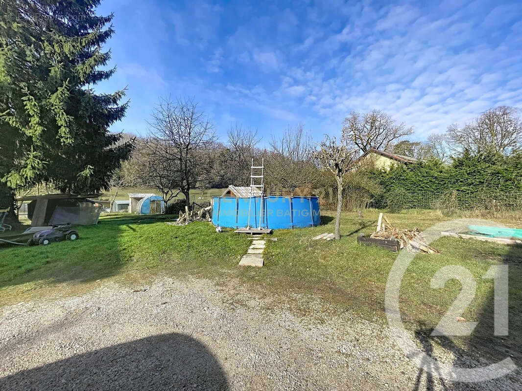 Maison à CHAMPIER
