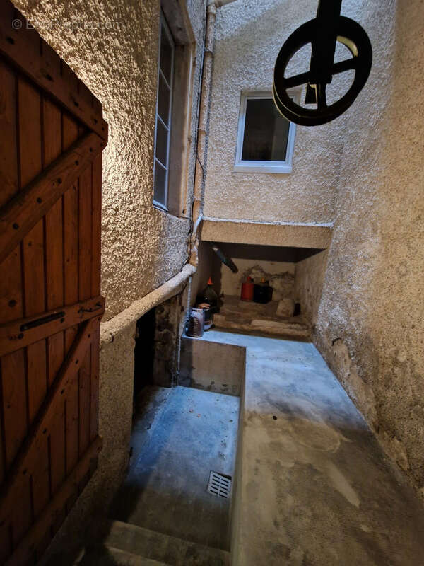 Maison à COURSAN
