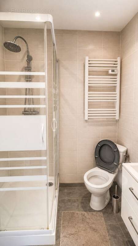 Appartement à ETREMBIERES