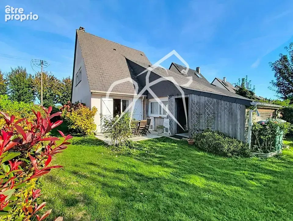 Maison à YMARE