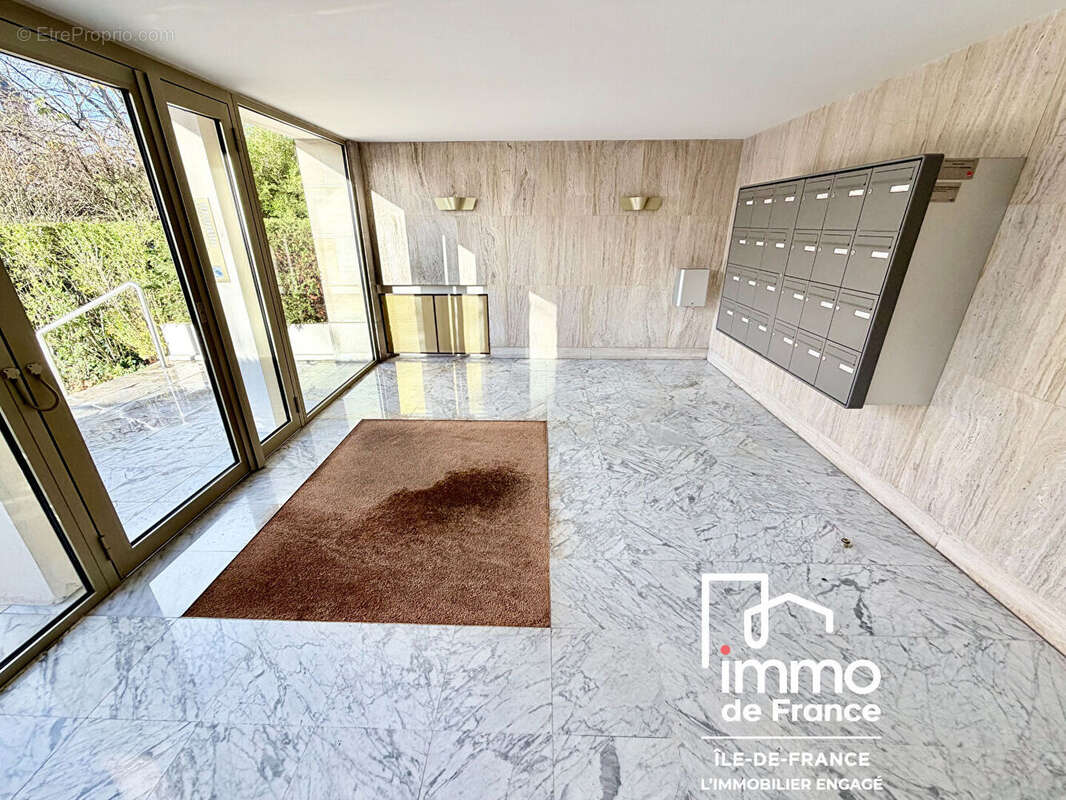 Appartement à VERSAILLES