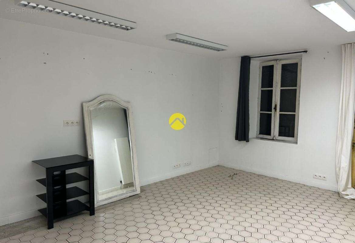 Maison à EGRISELLES-LE-BOCAGE