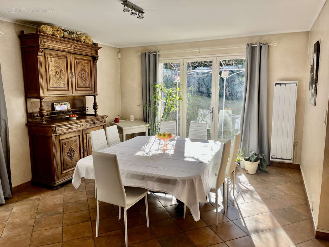 Maison à MALAUCENE