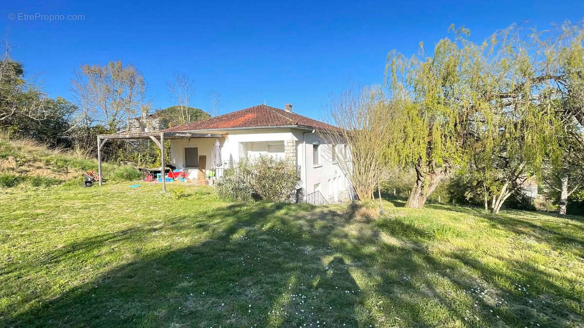Maison à MOISSAC