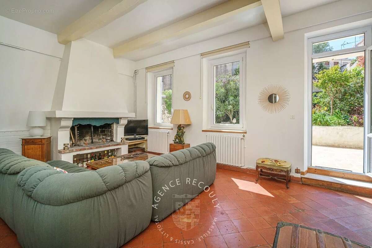 Maison à MARSEILLE-7E