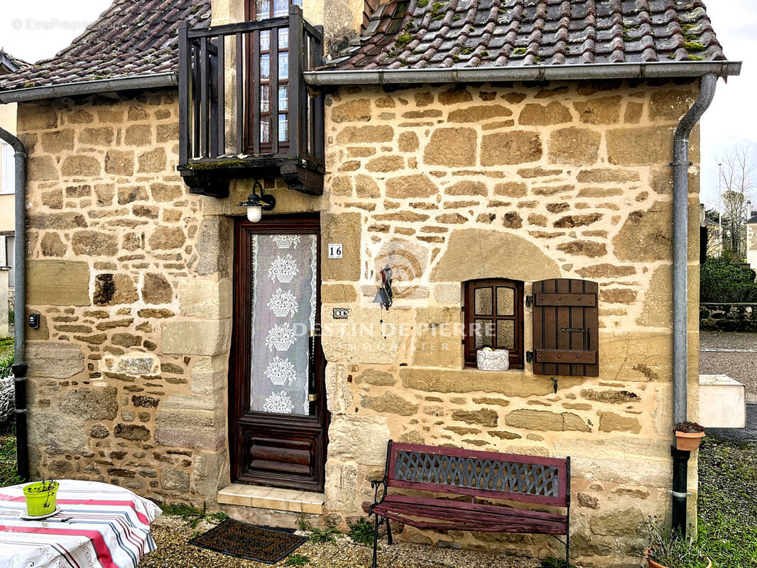 Maison à CUBLAC