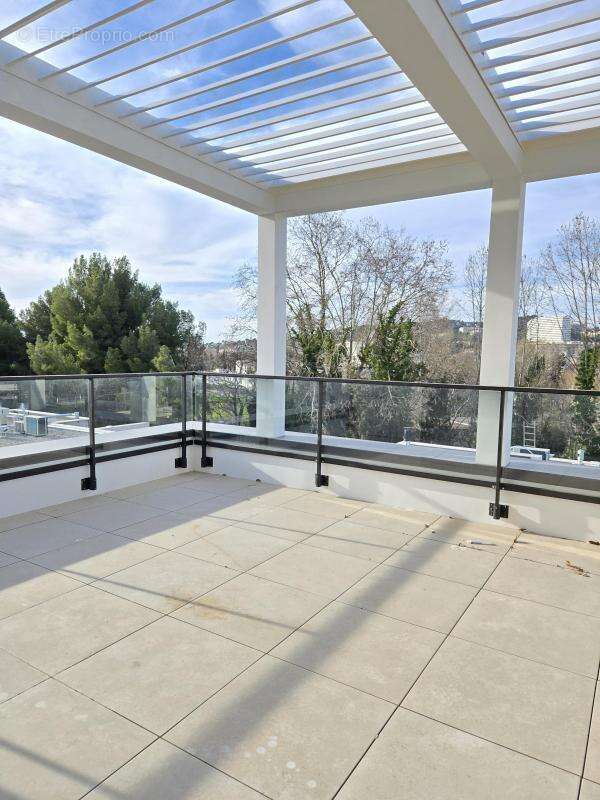 Appartement à MARSEILLE-8E