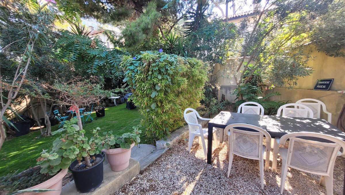 Maison à ENSUES-LA-REDONNE