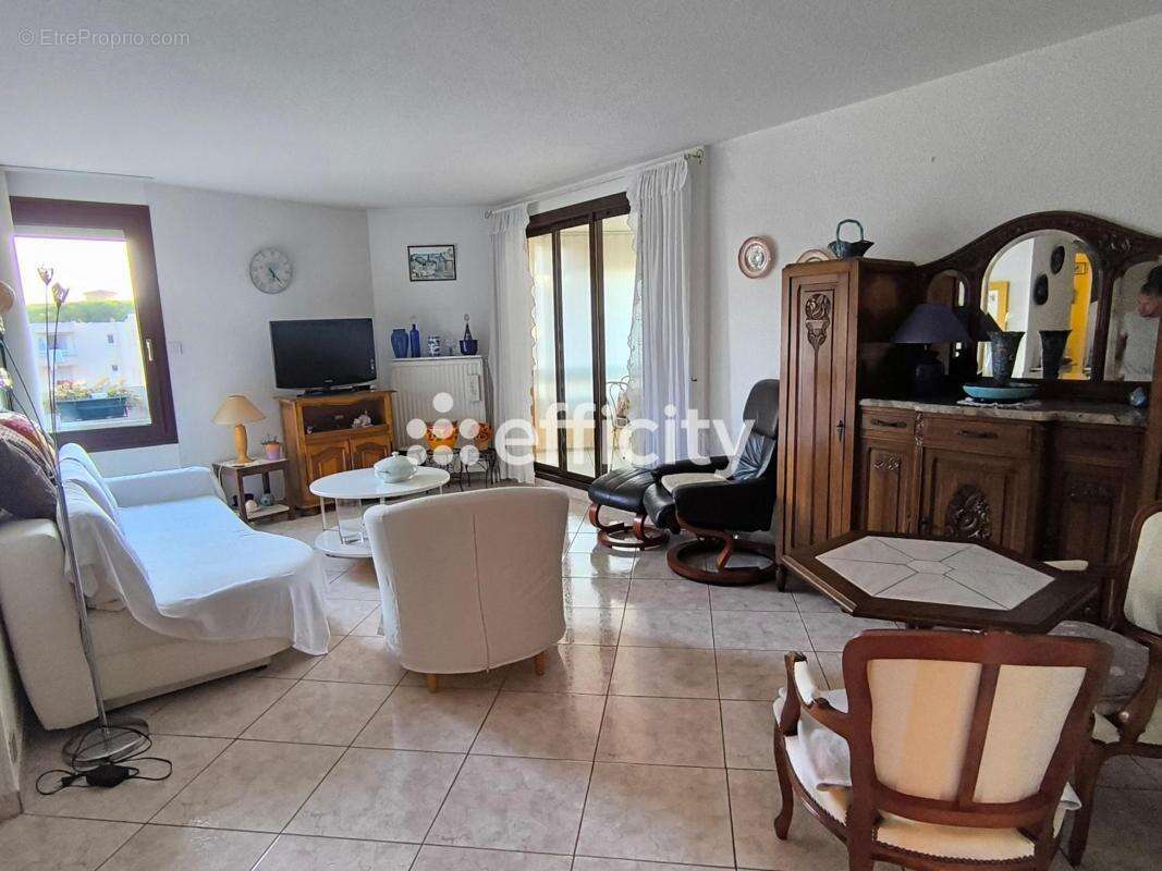 Appartement à FREJUS