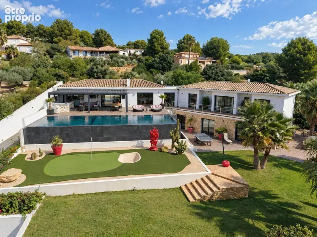 Photo Maison à La Cadiere-D'azur au prix de 3 450 000€