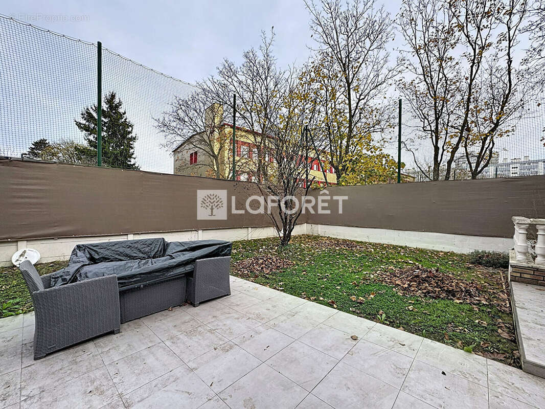 Maison à BONNEUIL-SUR-MARNE