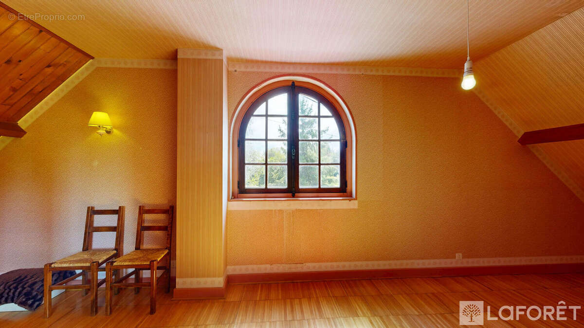 Maison à NEUVY