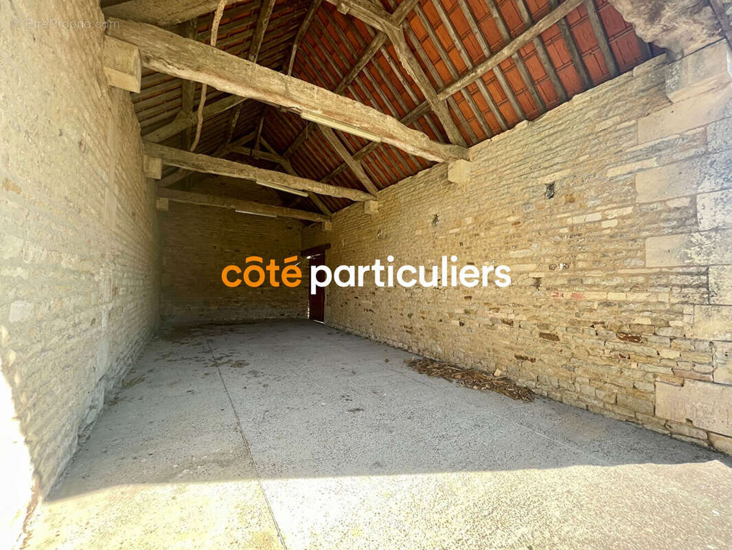 Maison à GRAINVILLE-SUR-ODON