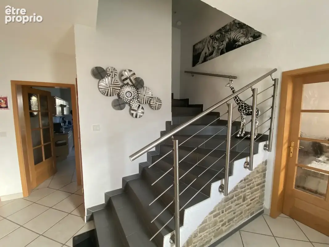 5 mn de SARREGUEMINES, maison 4 chambres dont 2 au RDC - photo 3