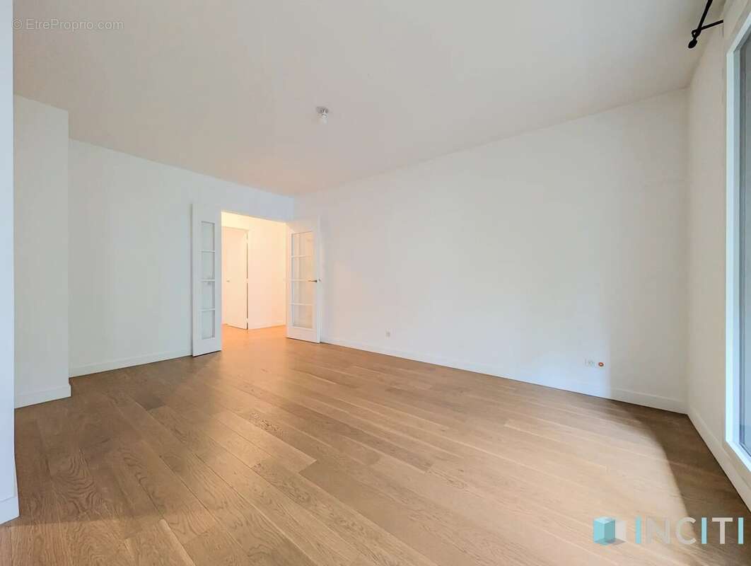 Appartement à ISSY-LES-MOULINEAUX