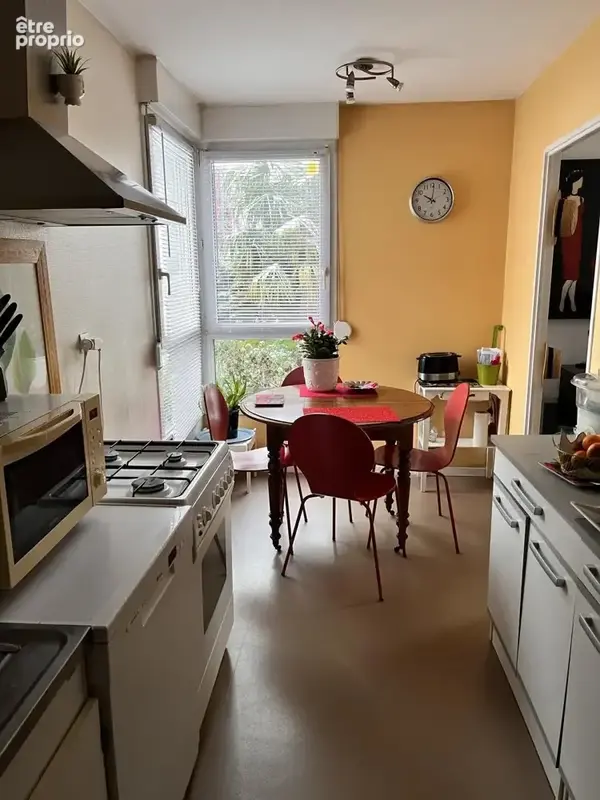 Appartement 3 pièces 69 m² à vendre à Dizy (51530) - photo 2