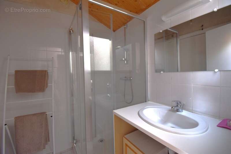 Maison à SAINT-AGREVE