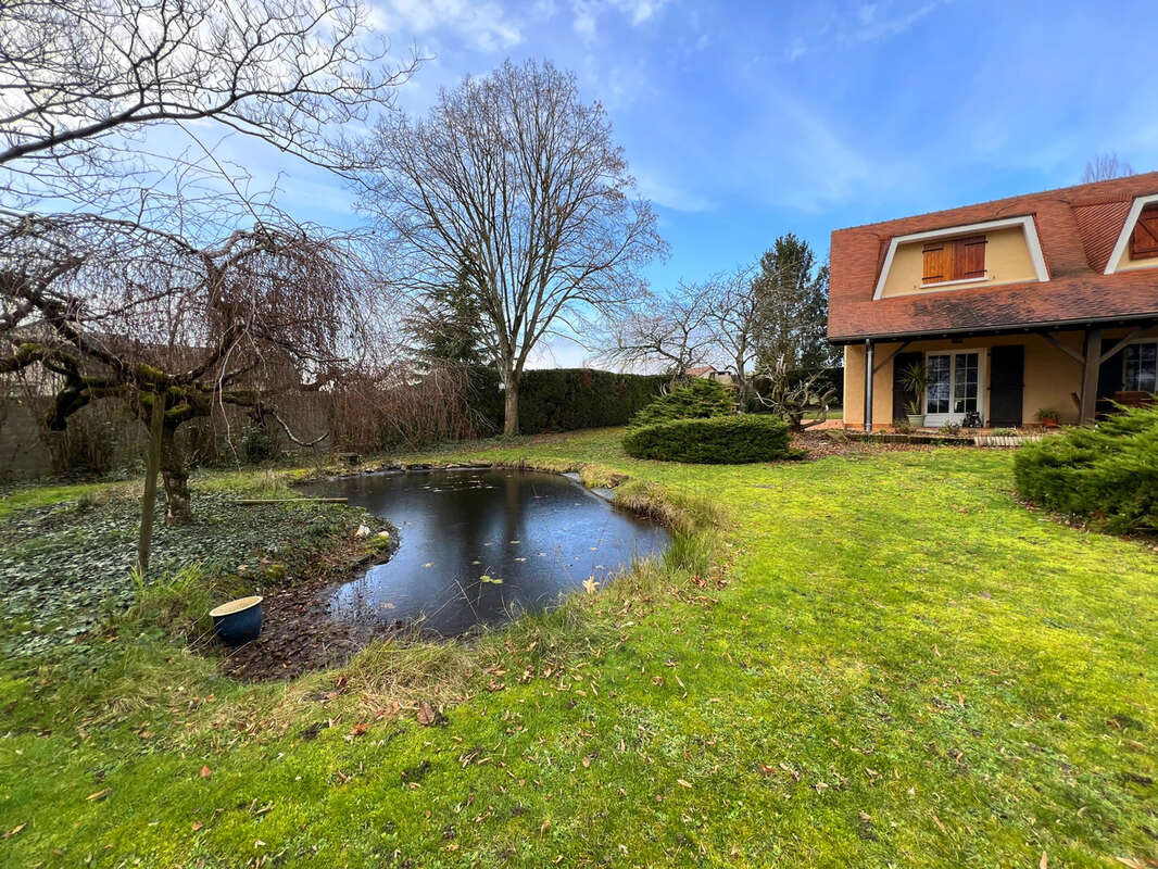Maison à CHATELLERAULT