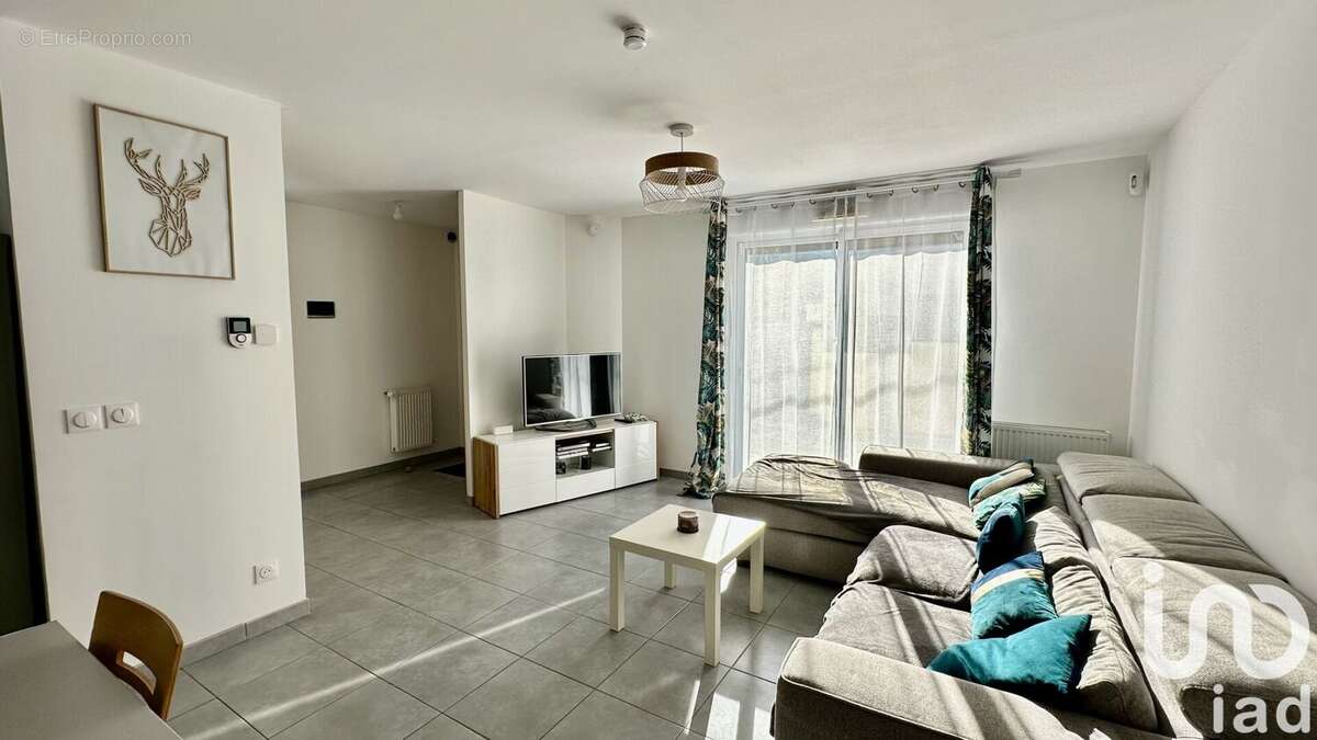 Photo 3 - Maison à LINAS