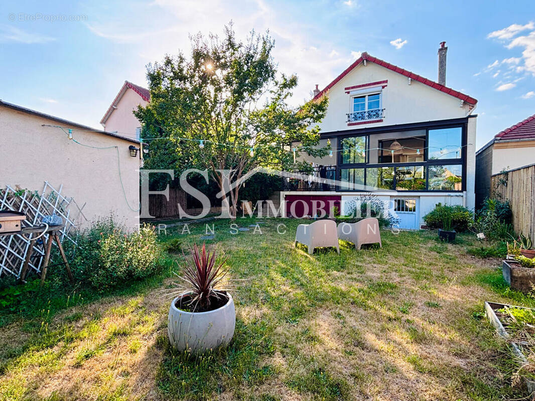 Maison à SAINT-PRIX