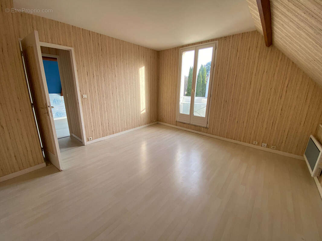 Maison à BIEVILLE-BEUVILLE