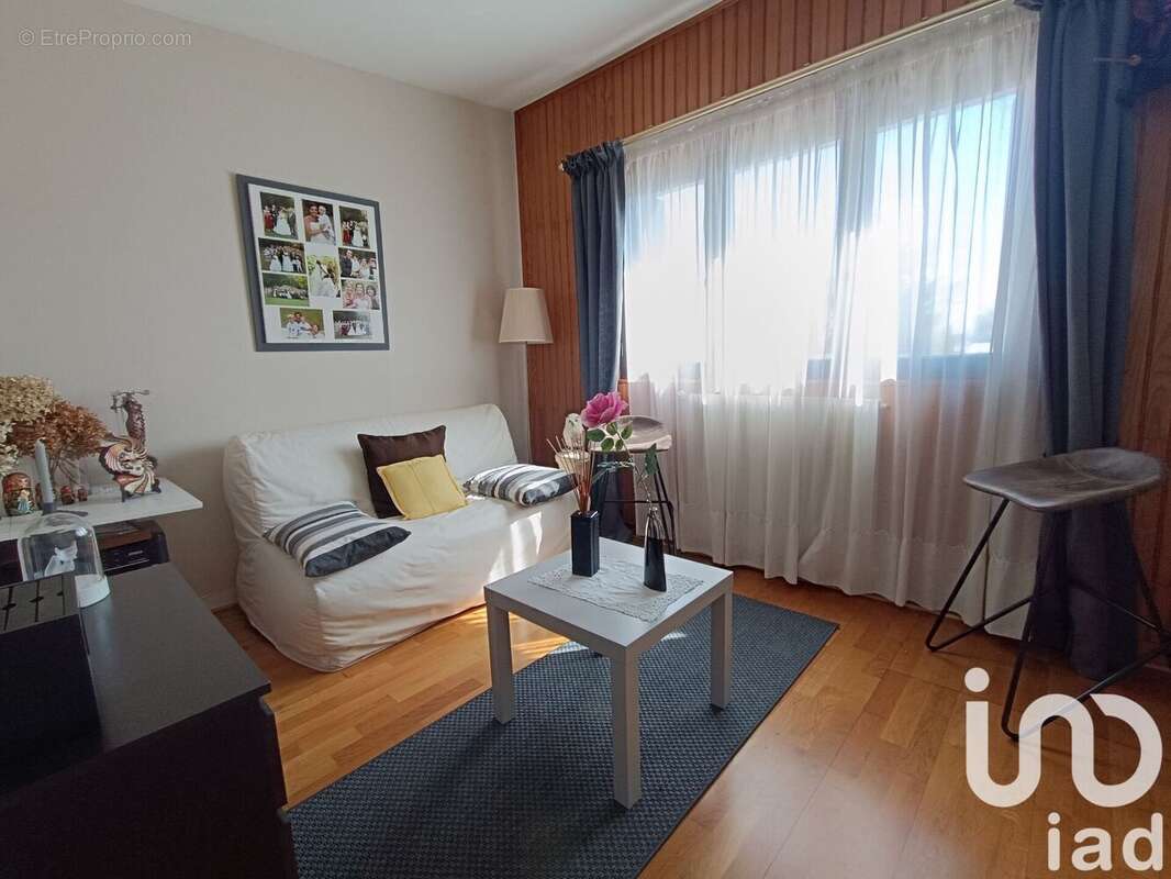 Photo 5 - Maison à THIAIS