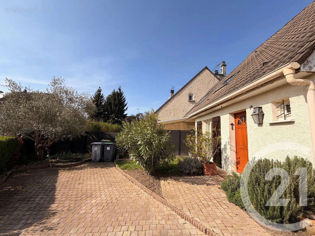 Maison à SAINT-MARD