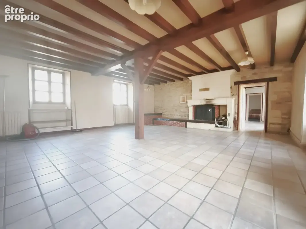 Appartement 8 pièces 250 m² à vendre à Merignac (16200) - photo 5