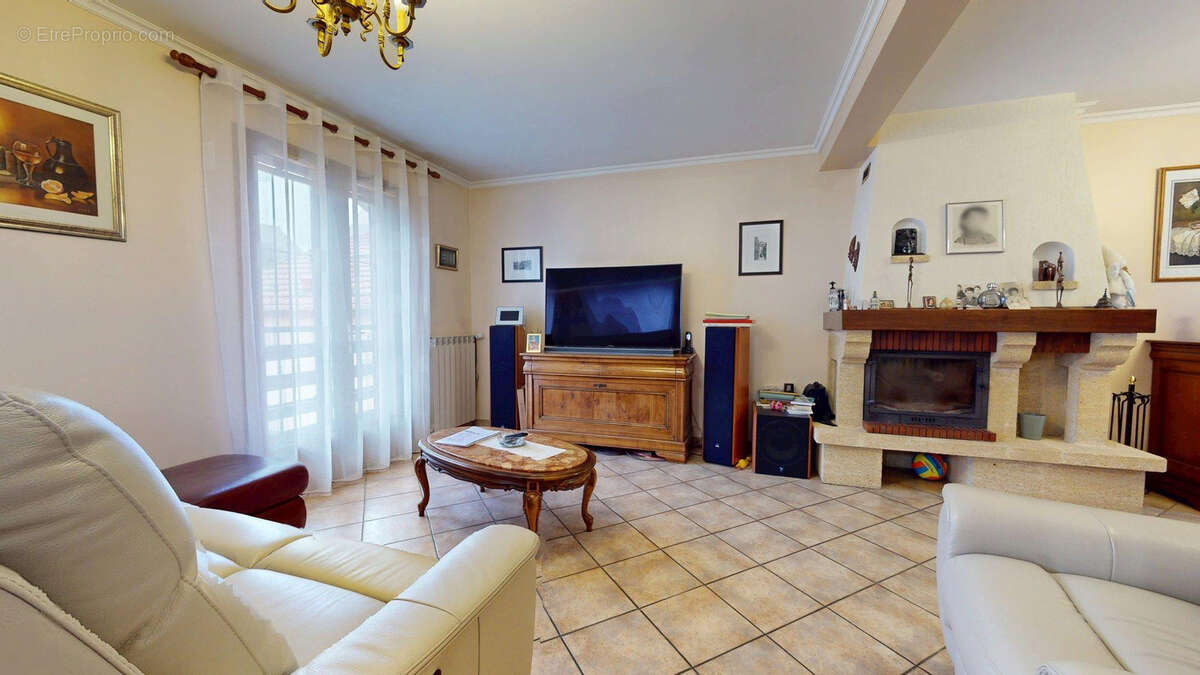 Maison à DRANCY