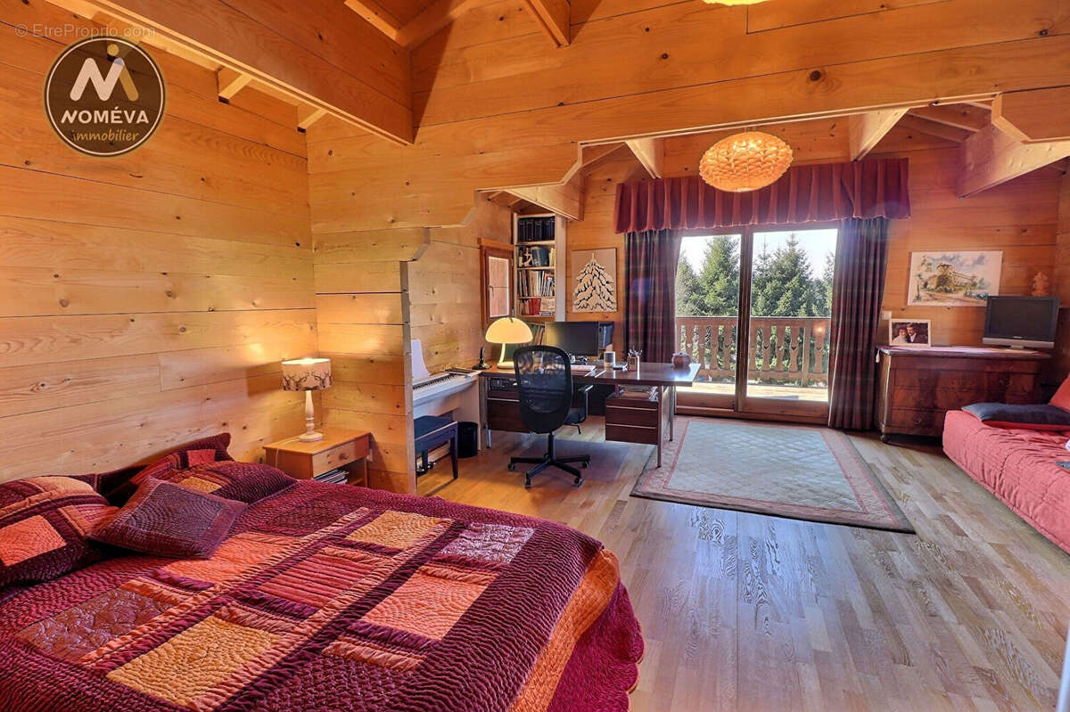 Maison à LE CHAMBON-SUR-LIGNON