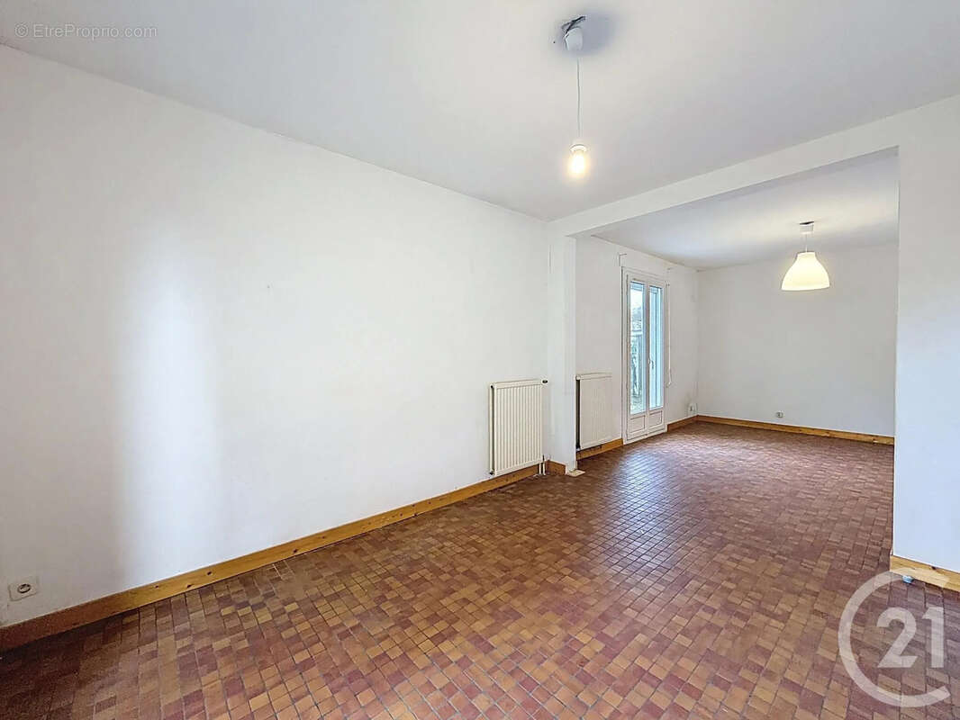 Maison à LA FERTE-SAINT-AUBIN