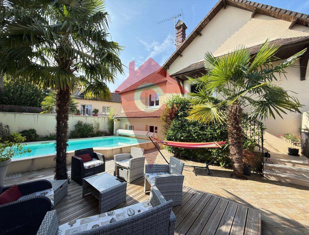 Maison à LES ALLUETS-LE-ROI