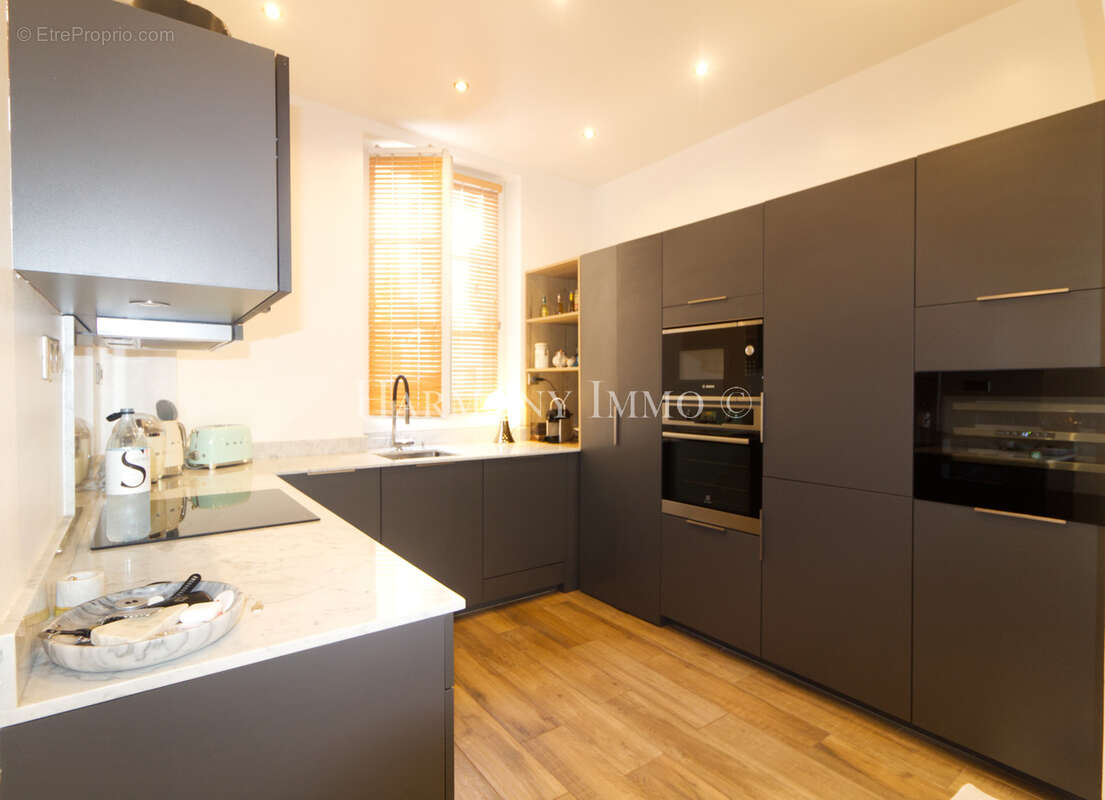 Ajaccio   triangle d'or  duplex exceptionnel 90 m2  place miot - photo 3