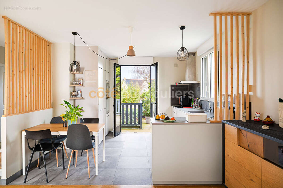 Maison familiale - 4 chambres - Sous-sol complet -Terrain 1 000 m² - photo 3