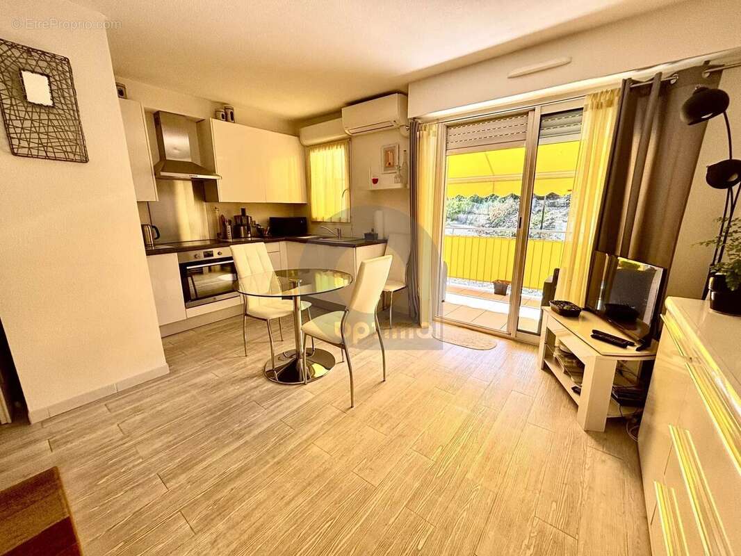 Appartement à MENTON
