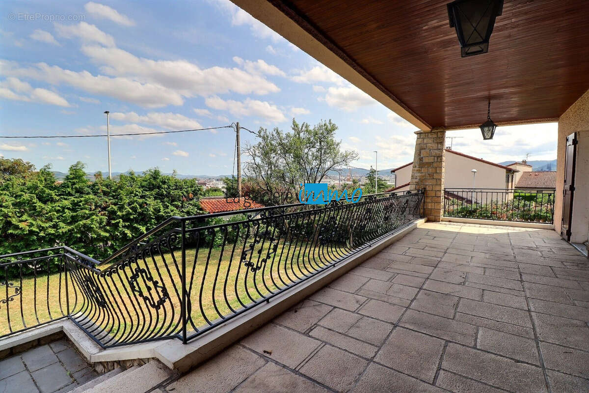 Maison à CLERMONT-FERRAND