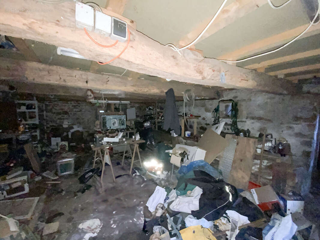 Maison à SAINT-SERNIN-DU-BOIS