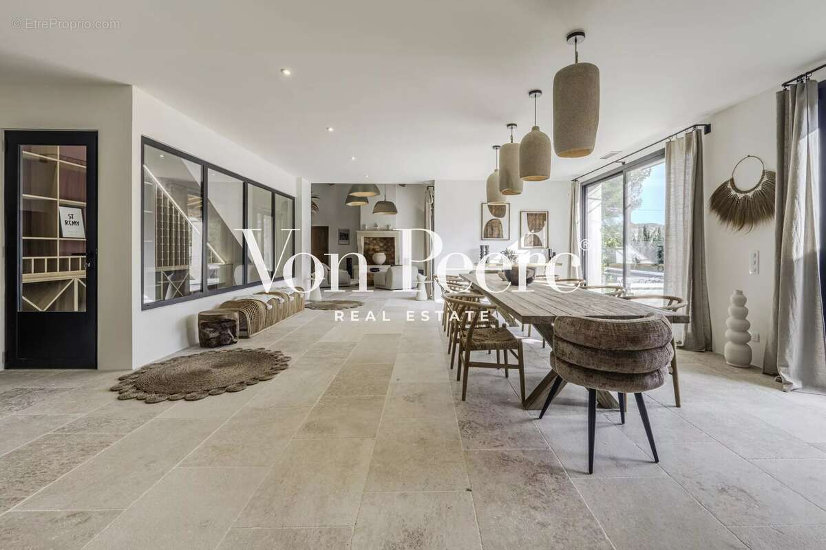 Maison à SAINT-REMY-DE-PROVENCE