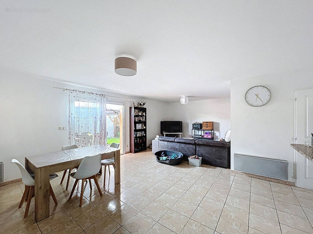 Maison à SAINT-ANDRE-DE-CUBZAC