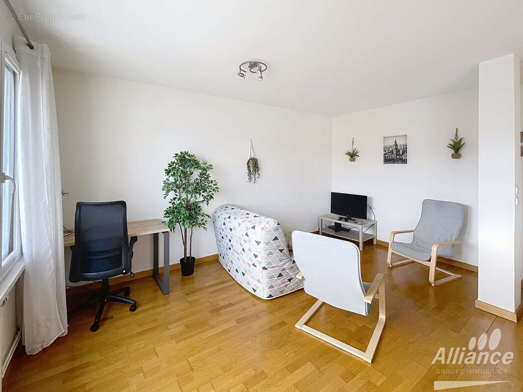 Nouveau appartement à Montbéliard de 76 m2 avec garage - photo 2