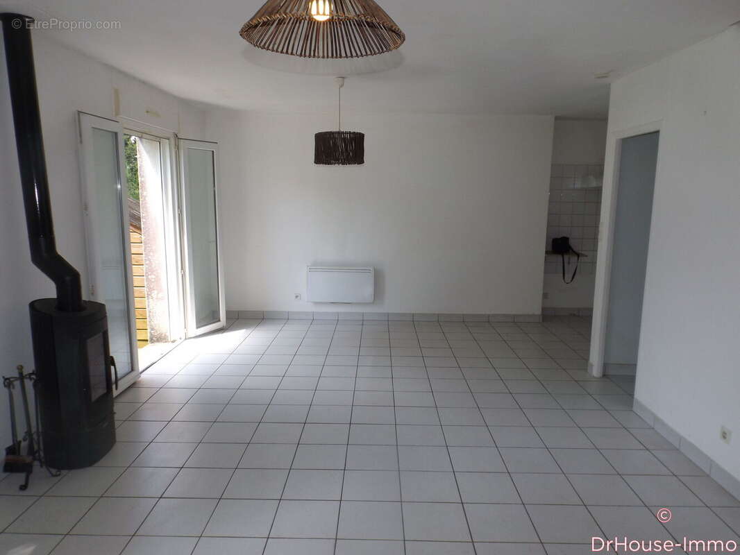 Maison à PLOUGOUMELEN