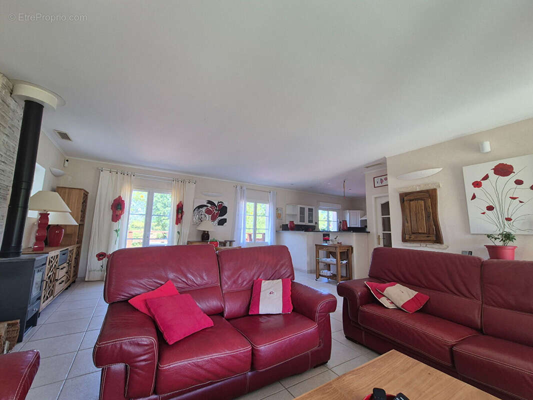 Maison 104m² à saint-georges-du-bois - photo 5
