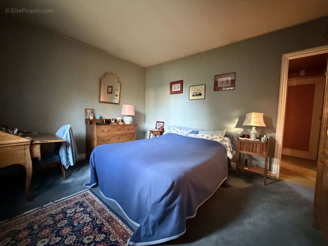 Maison à HOUDAN