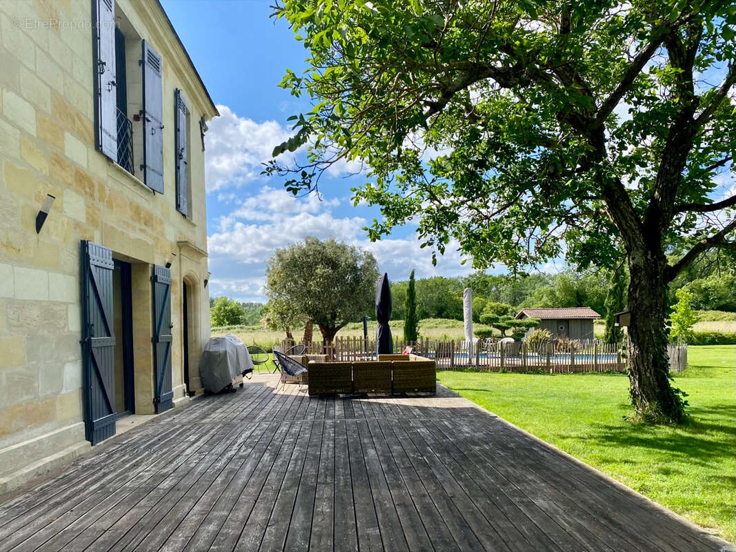 Superbe propriété familiale entre Libourne et Bordeaux - photo 2
